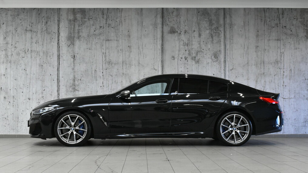 BMW Serii 8, 850