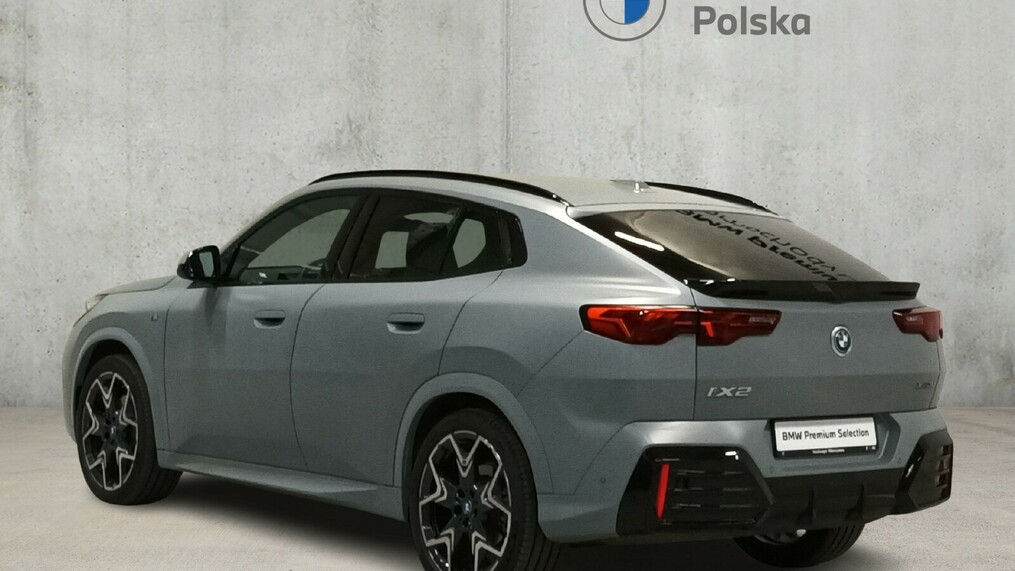 BMW iX2