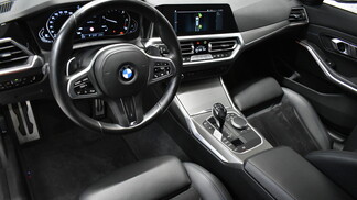 BMW Serii 3, 320