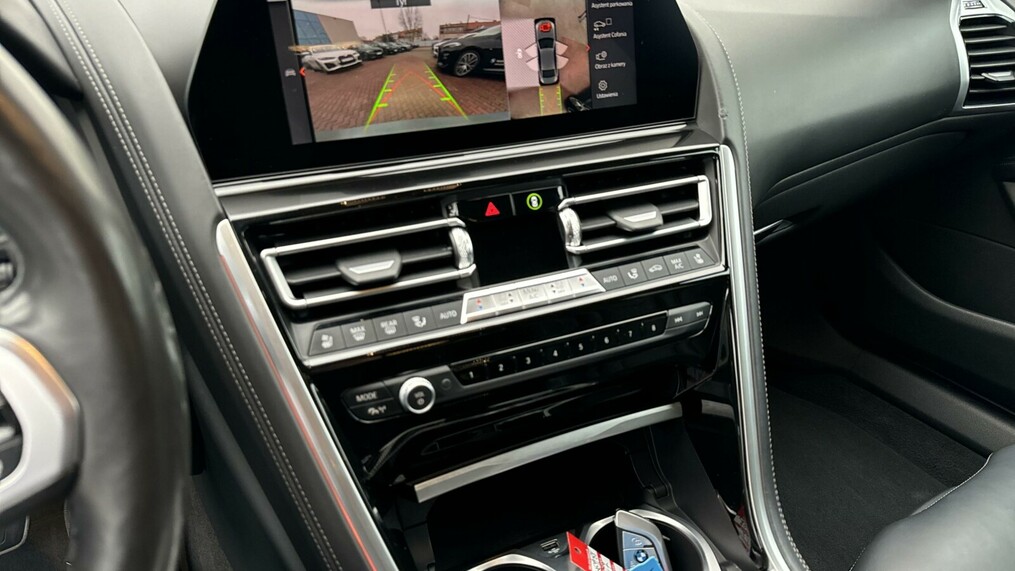 BMW Seria 8 840