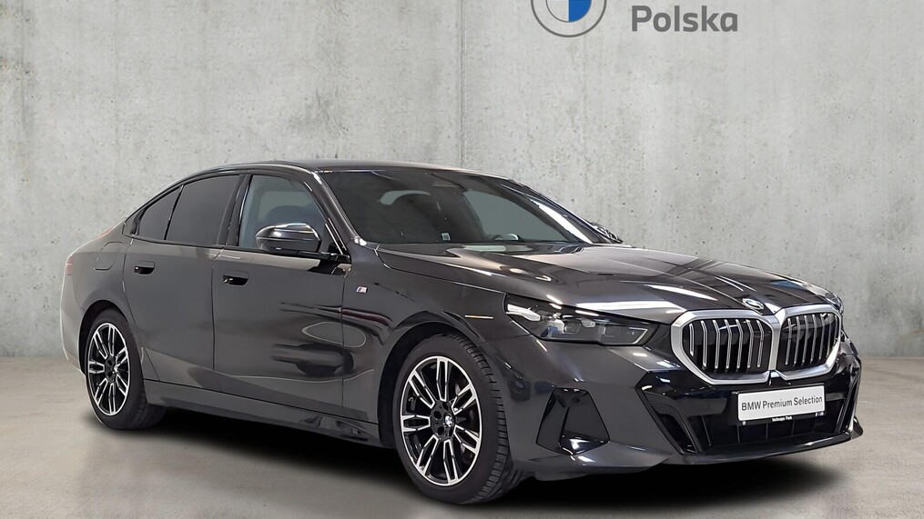 BMW Serii 5, 520