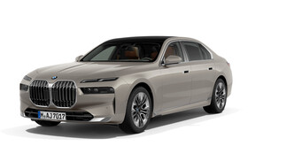 BMW Serii 7, 740