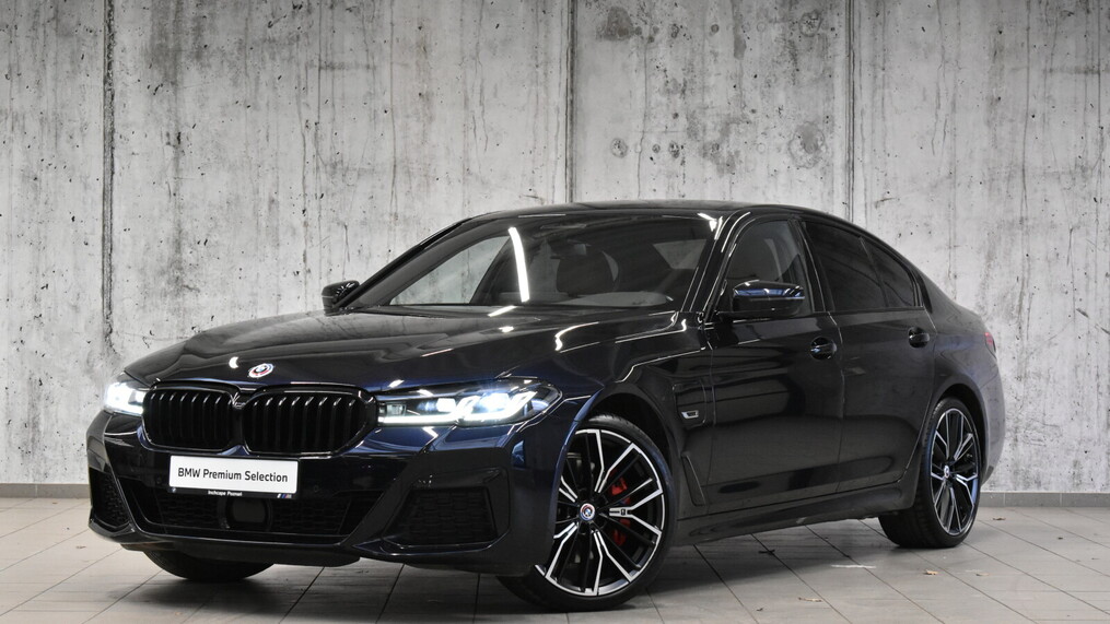 BMW Serii 5, 530