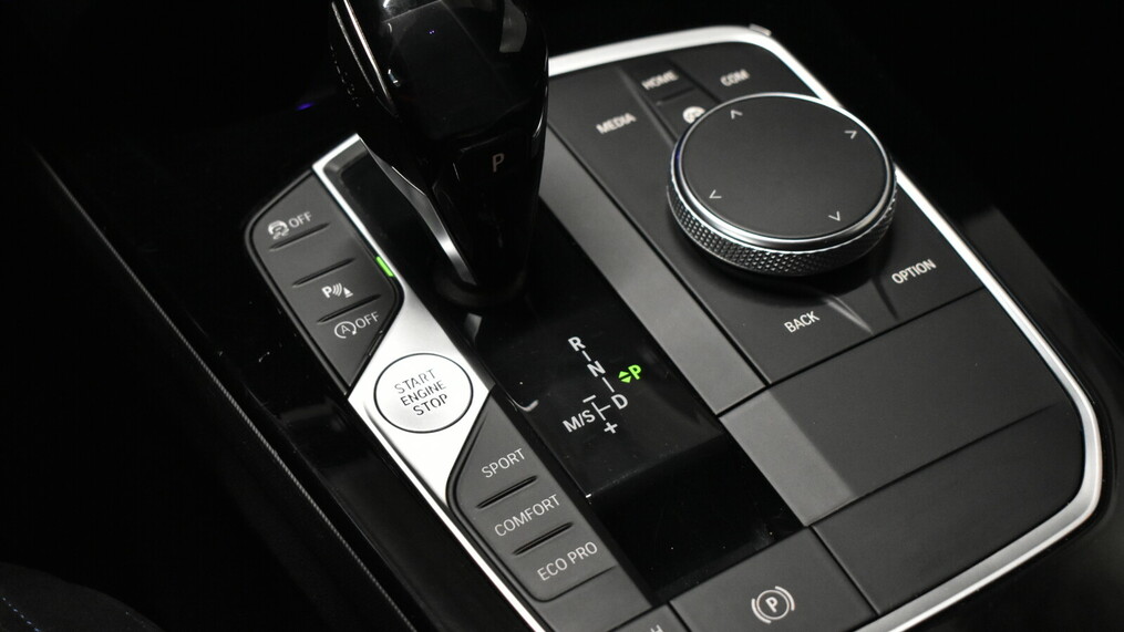 BMW Seria 2 218