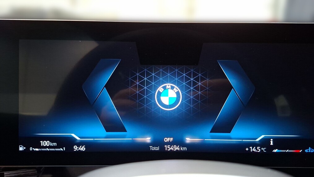BMW Serii 5, 520