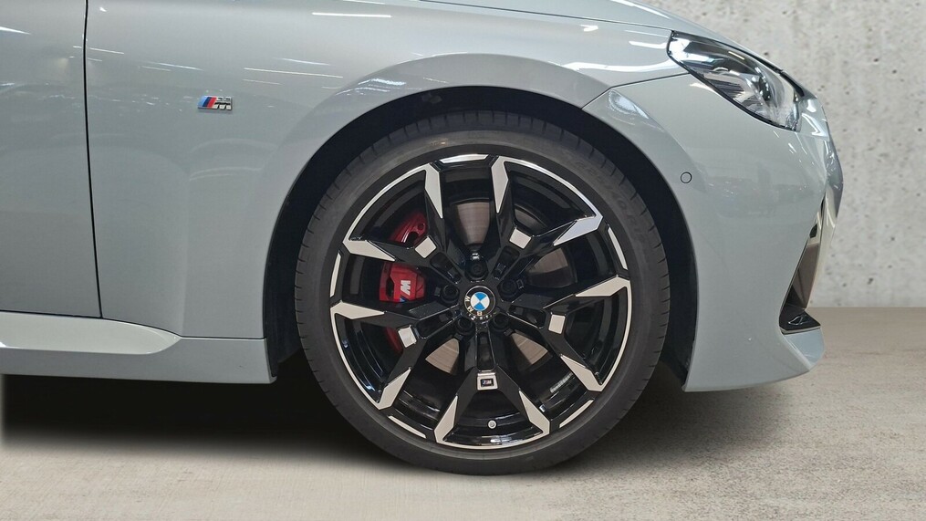 BMW Serii 2, 230