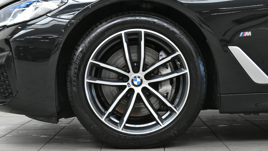 BMW Serii 5, 540