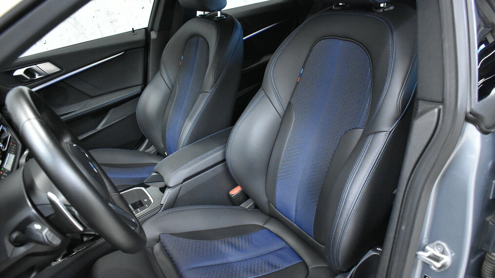 BMW Serii 2, 220