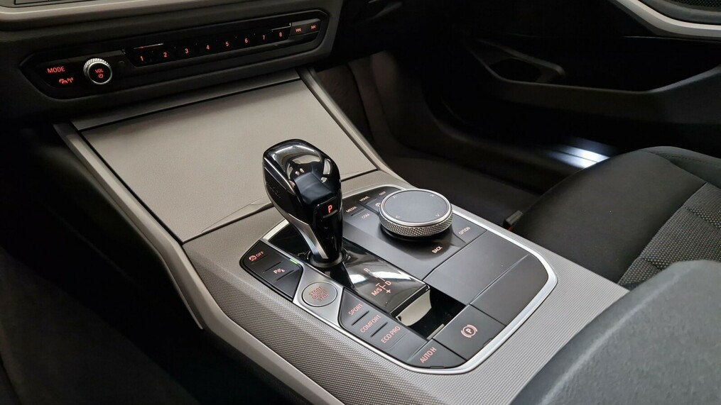 BMW Seria 3 318