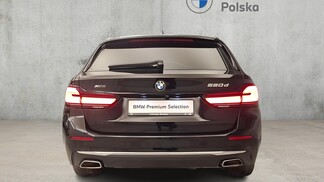 BMW Serii 5, 520