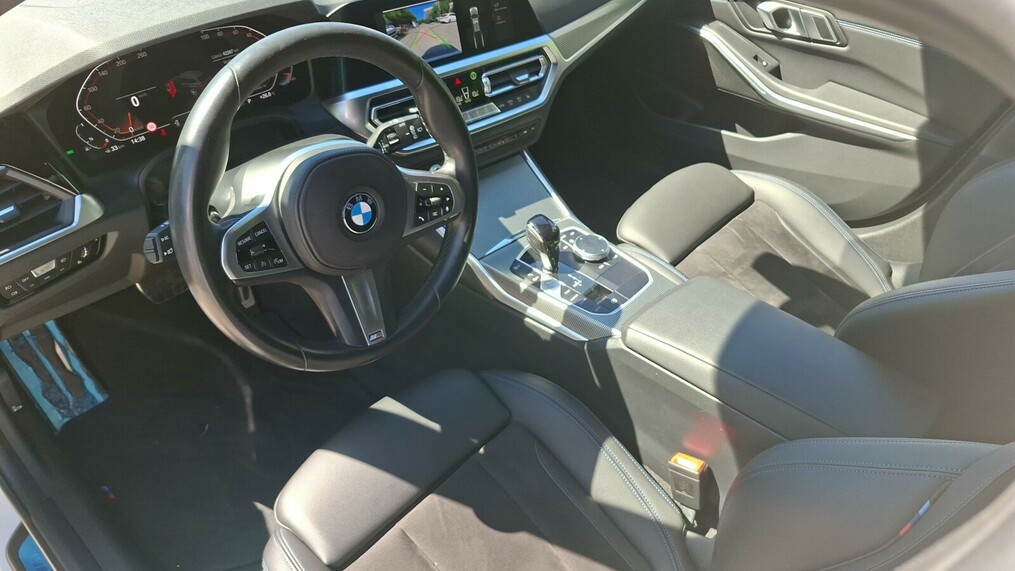 BMW Serii 3, 318