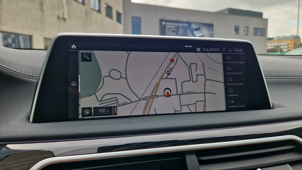 BMW Seria 7 740