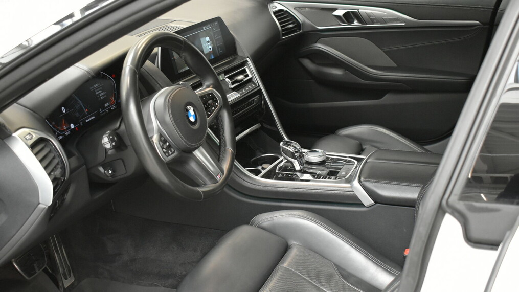 BMW Seria 8 840