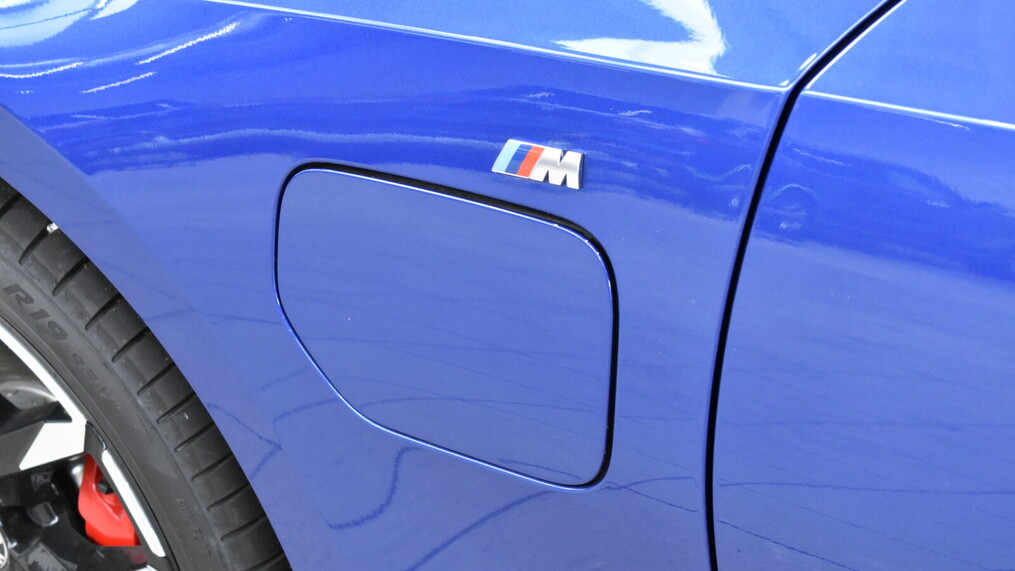 BMW Serii 3, 330