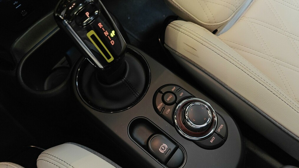 MINI Cooper SE