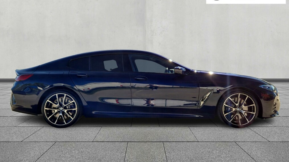 BMW Seria 8 840