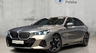 BMW Serii 5, 520