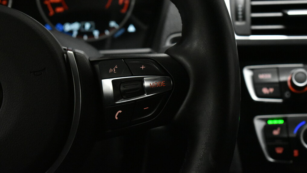 BMW Seria 1 118