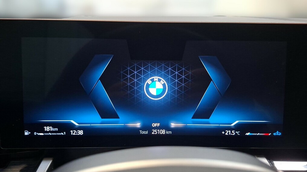 BMW Serii 5, 520