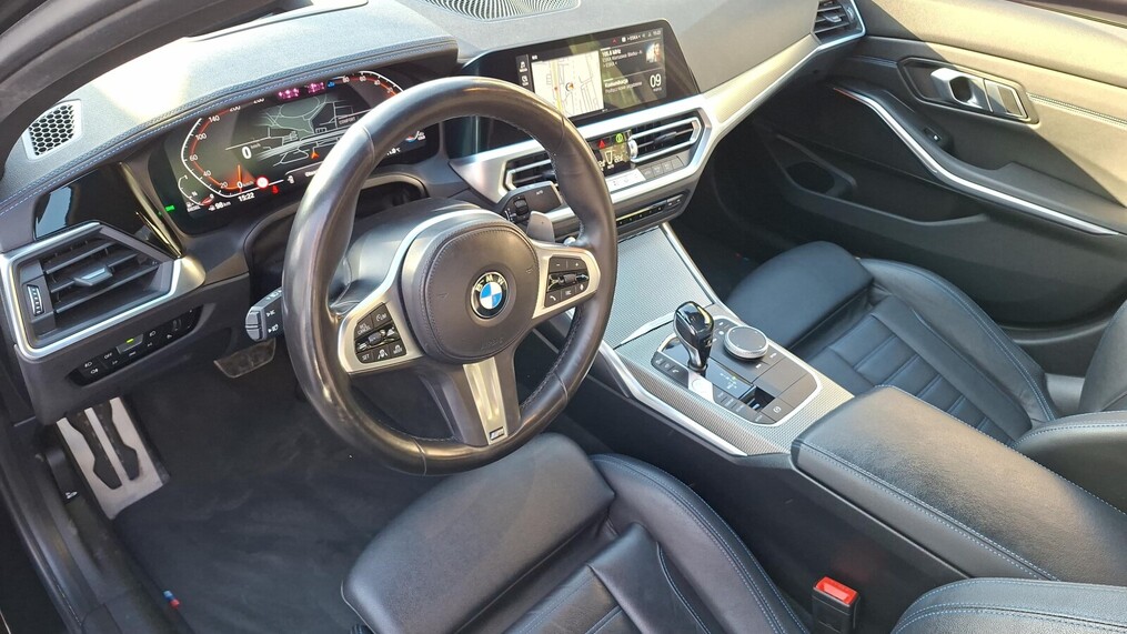 BMW Serii 3, 320