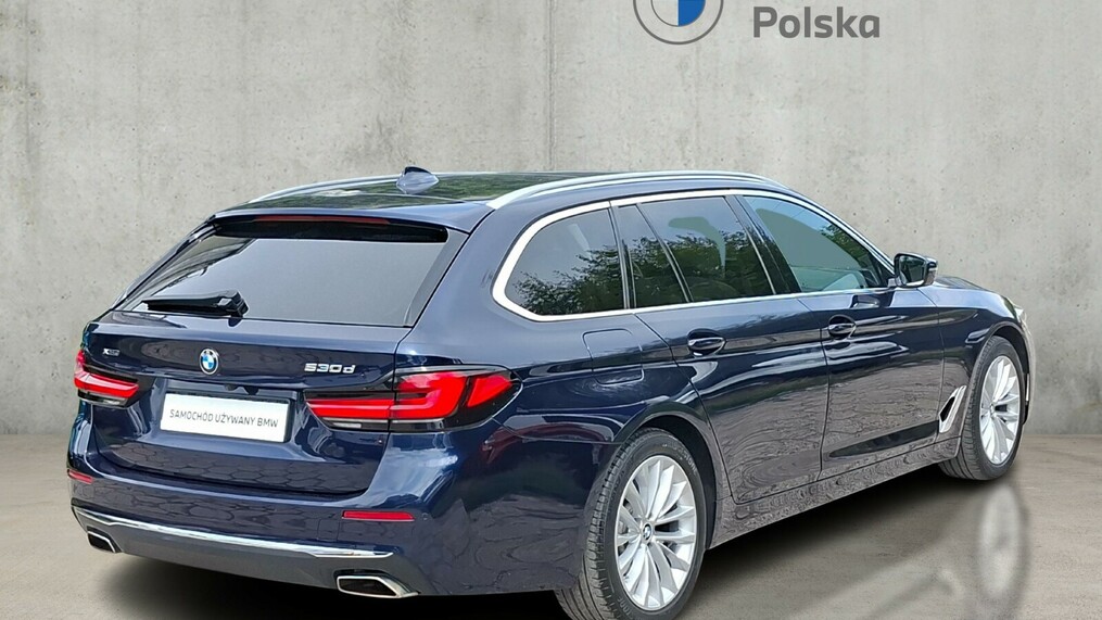 BMW Serii 5, 530