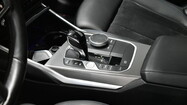 BMW Seria 3, 330