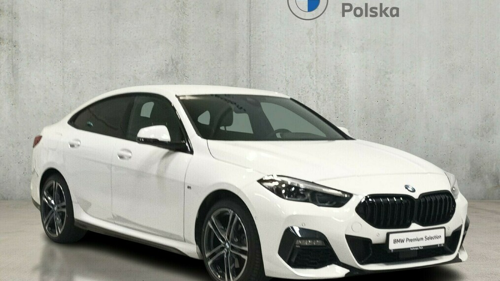 BMW Serii 2, 218