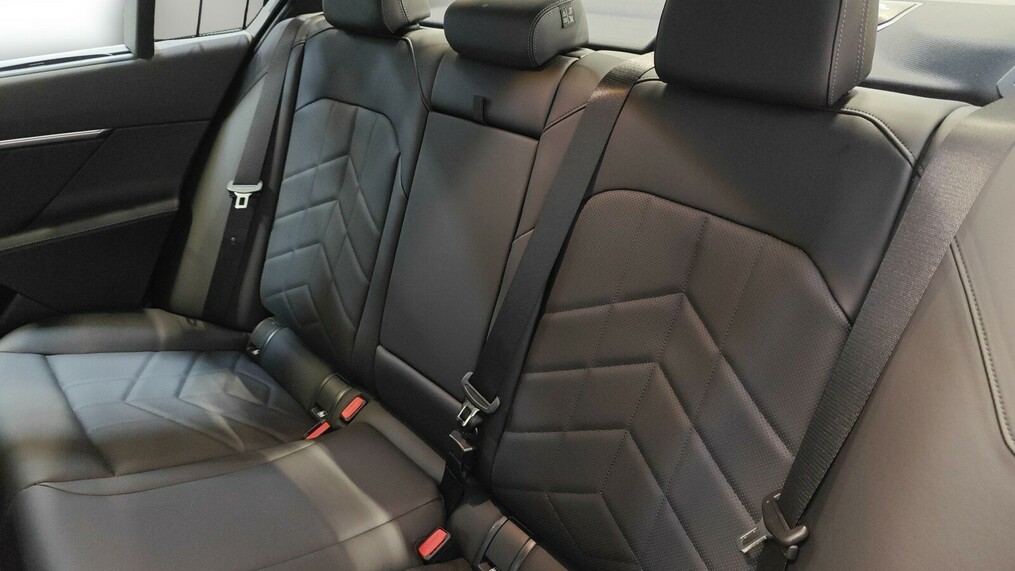 BMW Seria 5, 520