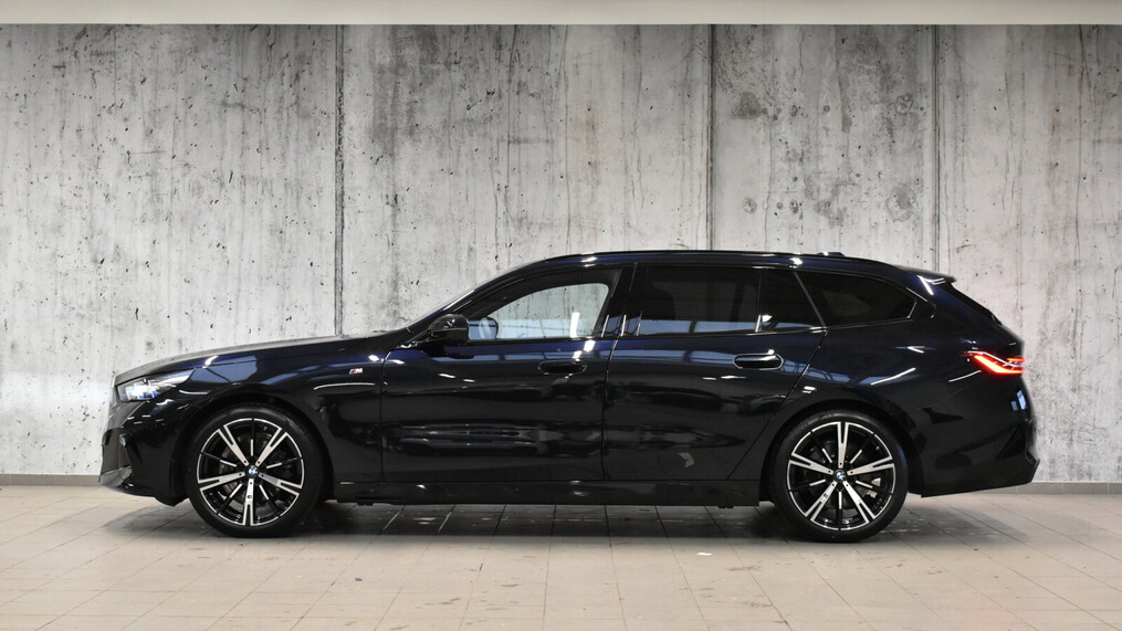 BMW Serii 5, 520
