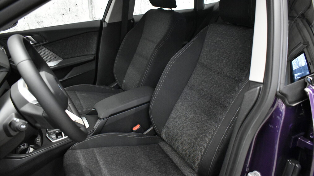 BMW Serii 2, 220