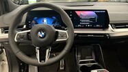 BMW Serii 2, 218