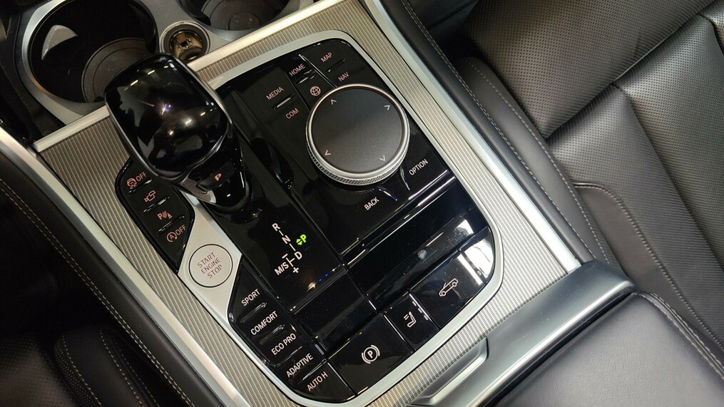 BMW Seria 8 840