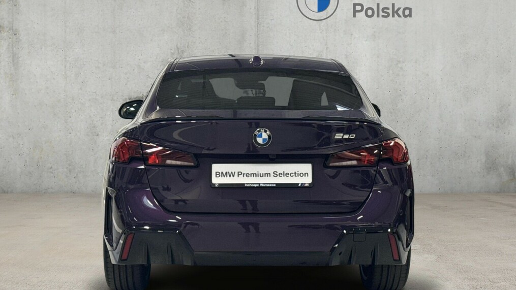 BMW Serii 2, 220