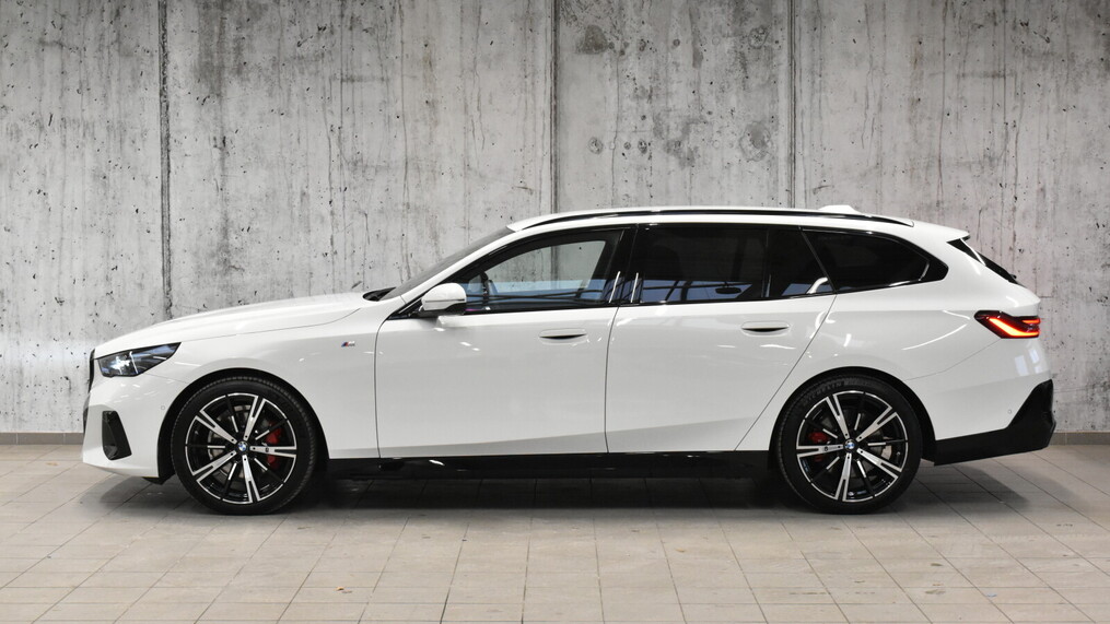 BMW Serii 5, 520