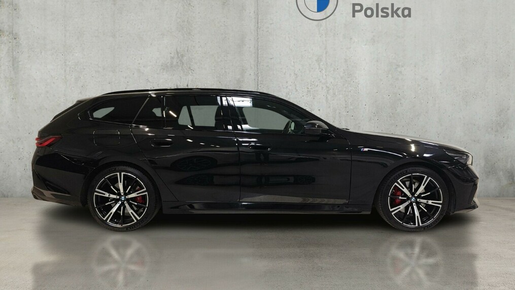 BMW Serii 5, 520