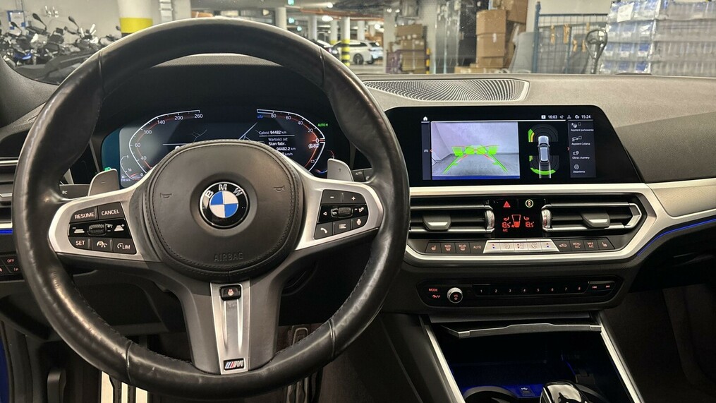 BMW Serii 3, 320
