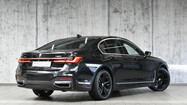 BMW Seria 7, 750