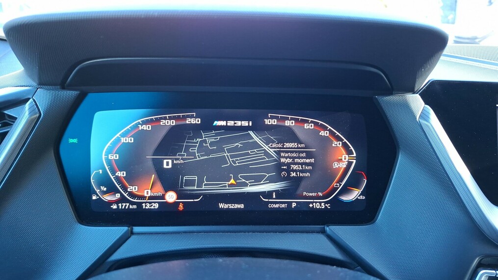 BMW Serii 2, 235