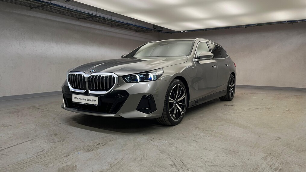 BMW Serii 5, 520