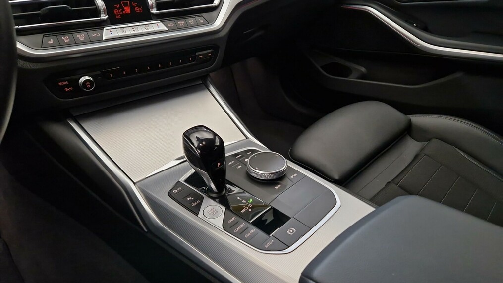 BMW Seria 3 330