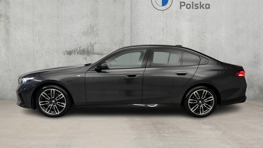 BMW Serii 5, 520