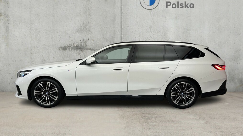 BMW Serii 5, 520