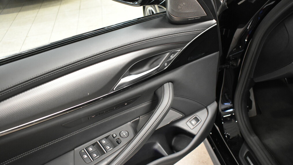 BMW Seria M5