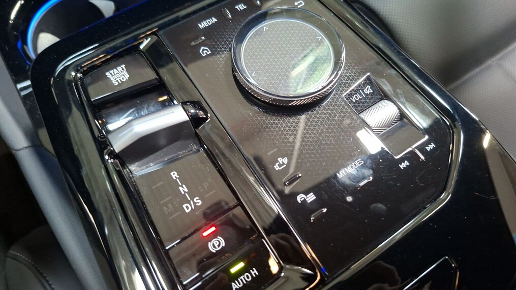 BMW Serii 5, 540