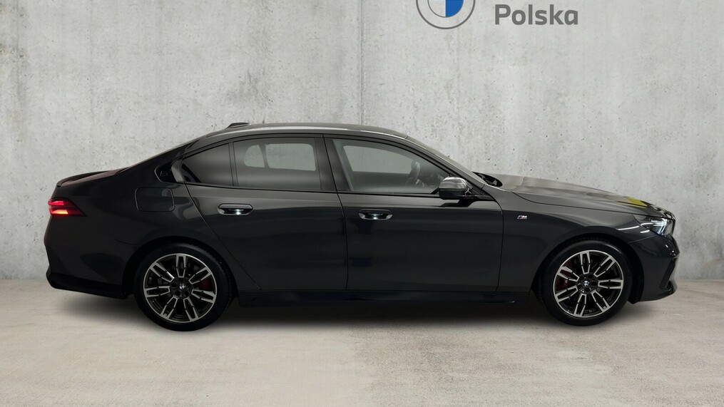 BMW Serii 5, 540