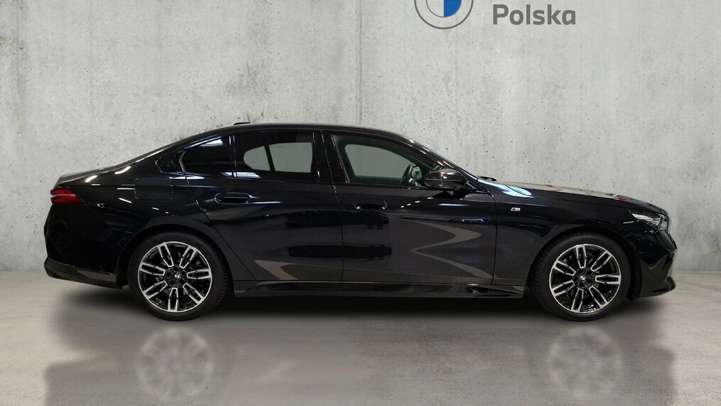 BMW Serii 5, 520