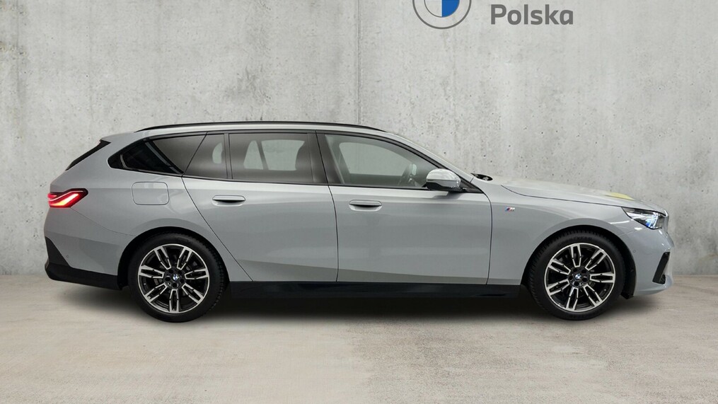 BMW Serii 5, 520
