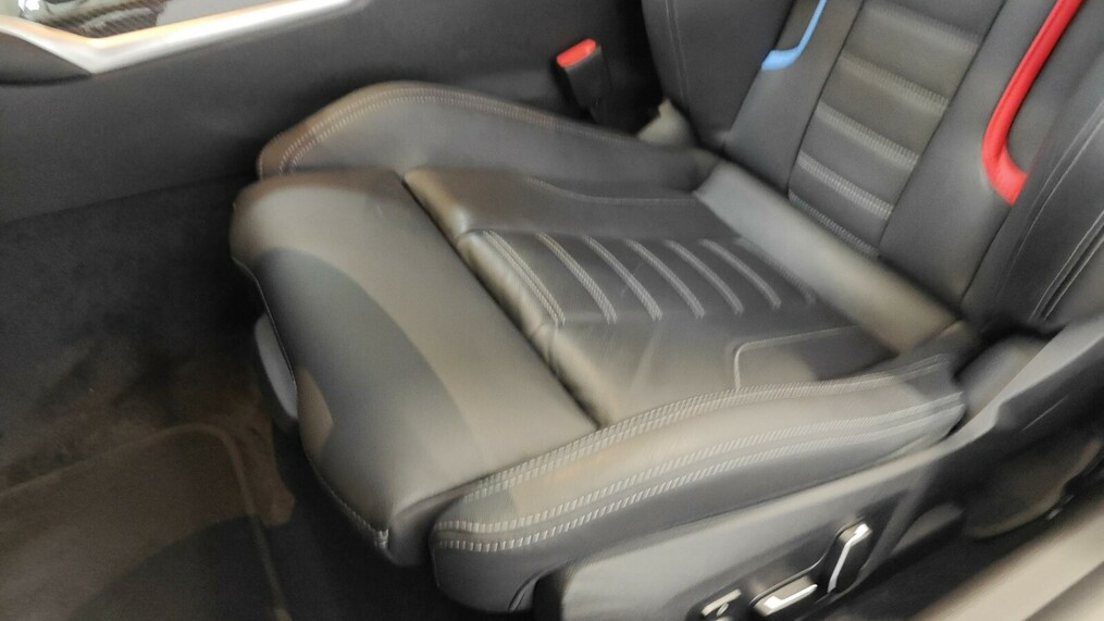 BMW Seria M2