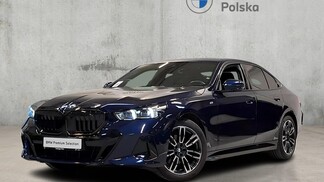 BMW Serii 5, 520