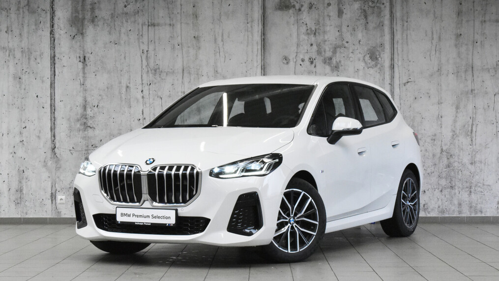 BMW Serii 2, 218